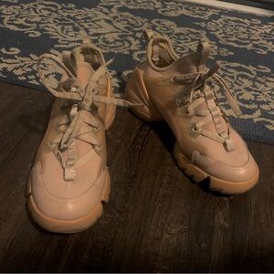 DIOR D-Connect Sneaker